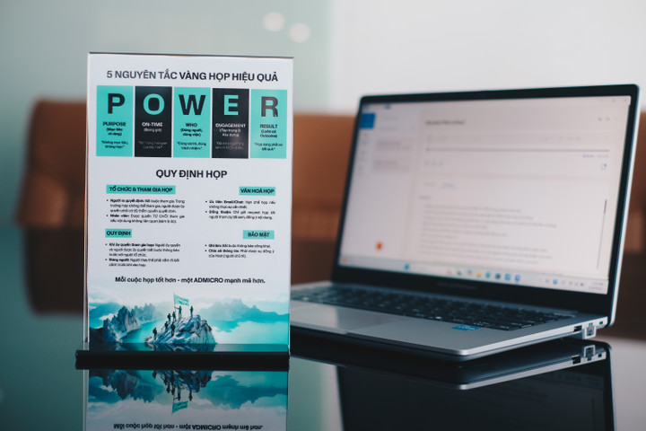 Một “bộ quy tắc họp” được một công ty đặt ra cho nhân viên của mình.