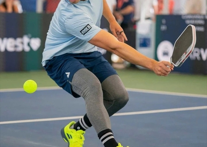 Pickleball được chuyên gia y khoa đánh giá là môn thể thao vừa sức. (Ảnh minh hoạ)