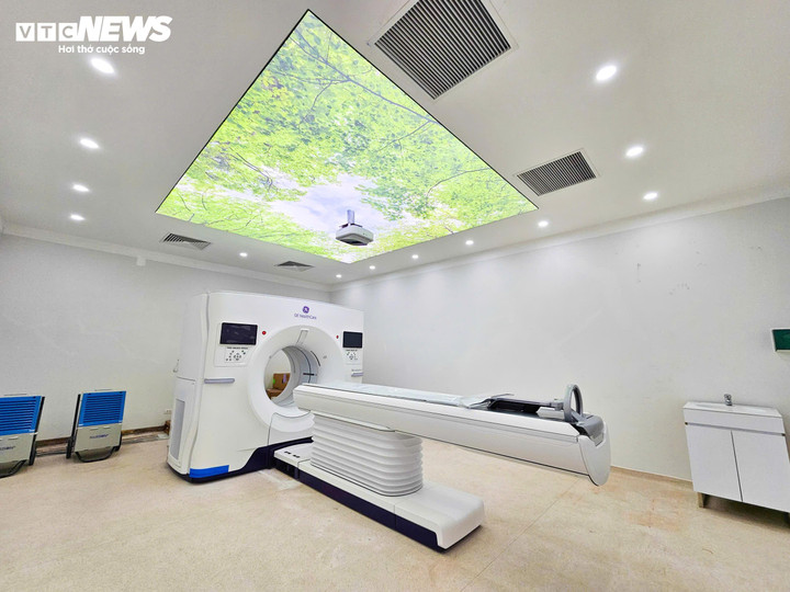 Hệ thống máy móc, thiết bị y tế hiện đại đáp ứng yêu cầu chẩn đoán và điều trị chuyên sâu ở nhiều lĩnh vực.