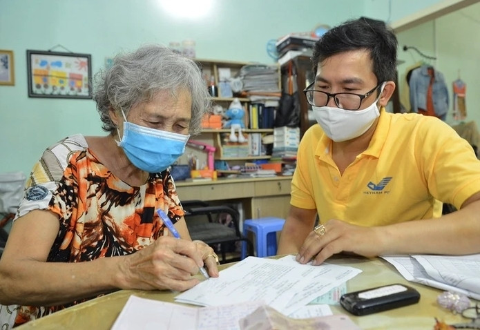 Cử tri Lâm Đồng kiến nghị cho người từ 60 tuổi được hưởng trợ cấp hưu trí xã hội hằng tháng. (Ảnh minh hoạ: TTXVN)