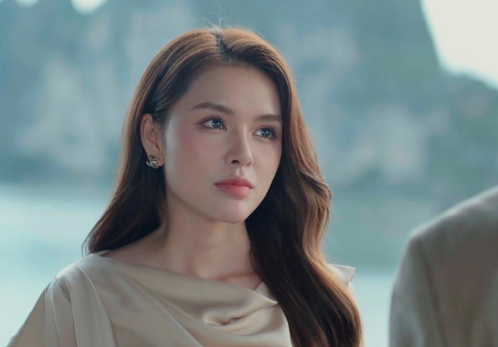 Nữ diễn viên Hà Bích Ngọc là gương mặt đang gây sốt phim giờ vàng "Lằn ranh".