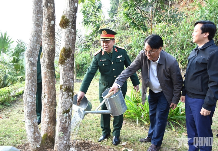Đại tướng Nguyễn Trọng Nghĩa chủ trì các hoạt động về nguồn, tri ân tại Cao Bằng - 8