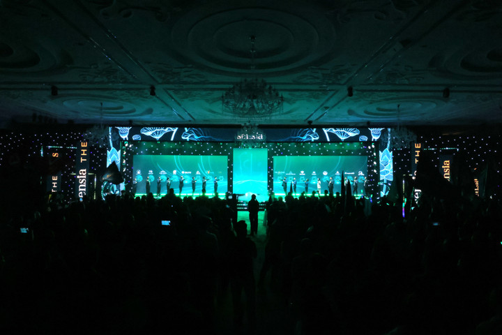 Khoảnh khắc khai mở hành trình kiến tác The Sensia.