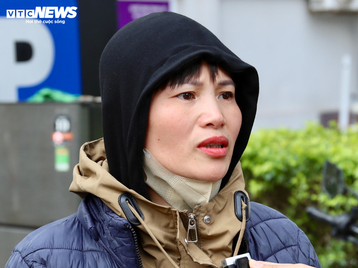 Chị Vân cho biết gian hàng đồ khô của gia đình chị rộng khoảng 25-30m² đã bị cháy hoàn toàn. (Ảnh: Minh Đức)