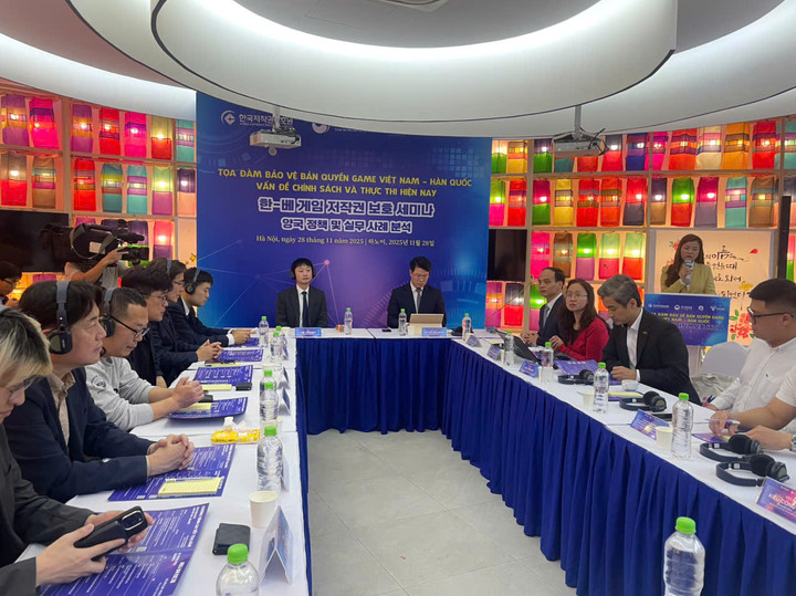 Toàn cảnh buổi tọa đàm.