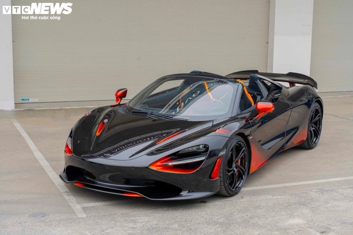 McLaren 750S Spider MSO Orange Coriolis là phiên bản 750S Spider độc nhất tại Việt Nam với toàn bộ ngoại thất được hoàn thiện thủ công trong hơn 260 giờ bởi đội ngũ MSO. (Ảnh: Hùng Cường)