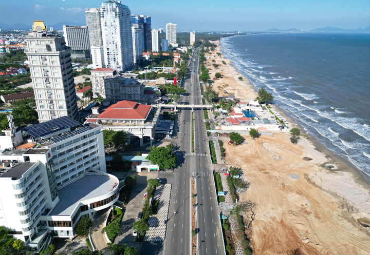 Tại Vũng Tàu, đường Thùy Vân là tuyến đường có giá đất ở, đất dịch vụ thương mại cao nhất khu vực.