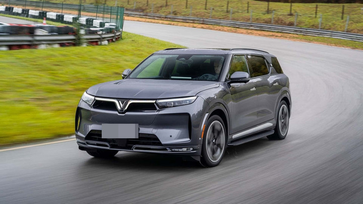 Xe điện loại bỏ được cụm rủi ro cơ khí lớn ngay từ thiết kế. (Ảnh: Reuters)