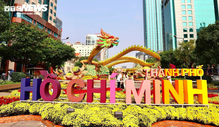 Đường hoa Tết Nguyên đán 2026 sẽ mở cửa 8 ngày, tổ chức trên đường Nguyễn Huệ phường Sài Gòn, mở cửa ngày 15/2/2026 (28 tháng Chạp). (Ảnh minh họa)