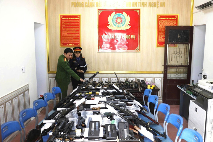 Hơn 60 khẩu súng quân dụng và hàng chục nghìn viên đạn được thu giữ