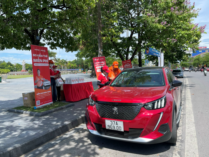 Trong bối cảnh giao thông đường bộ, một giao dịch thanh toán phí qua trạm ảnh hưởng trực tiếp tới hành trình, thời gian và sự an toàn khi lưu thông.