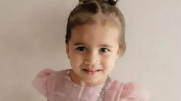 Bé Isabele Louise de Sousa Silva.