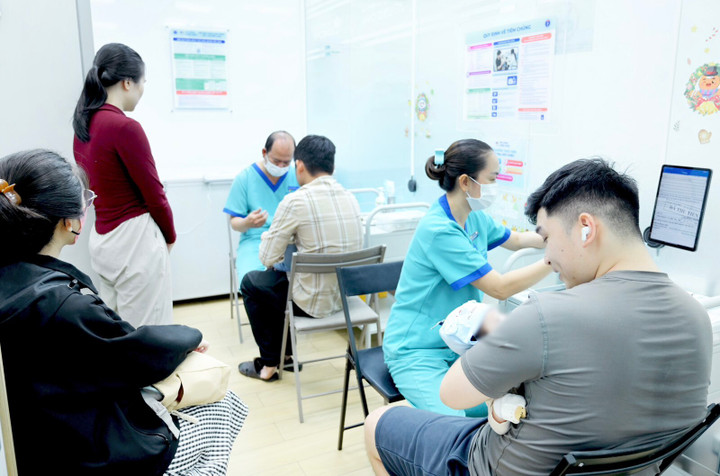 Long Châu đồng hành dự phòng và chăm sóc sức khỏe trẻ em Việt Nam từ những năm tháng đầu đời.