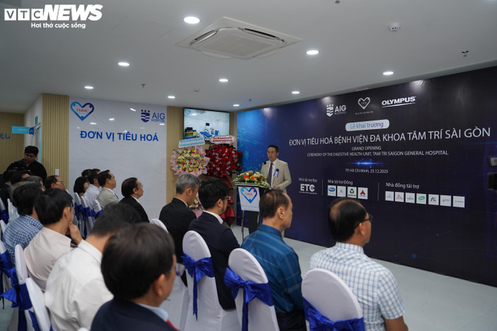 Bác sĩ Tạ Anh Tuấn, Giám đốc Quản trị Vận hành Tập đoàn Y khoa Tâm Trí phát biểu tại sự kiện.