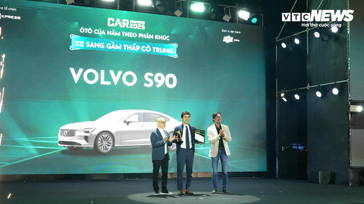 Volvo S90 chiến thắng phân khúc sedan hạng sang cỡ trung. (Ảnh: Hùng Cường)