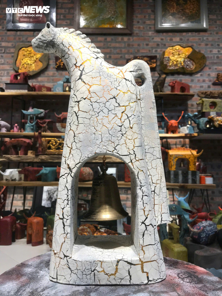 Nghệ nhân chế tác 2026 chú ngựa 'Gióng' đón chào Tết Bính Ngọ - 5