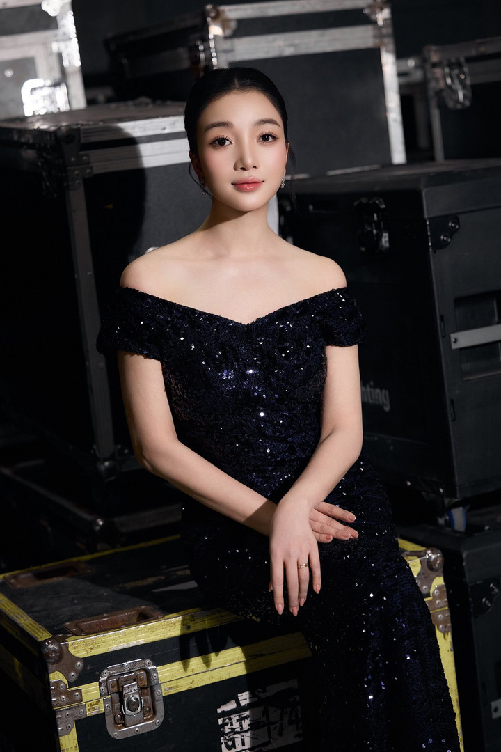 Phạm Thu Hà là một trong những ca sĩ được mời tham gia biểu diễn, bức xúc lên tiếng.