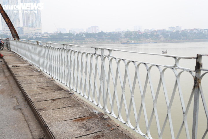 Diện mạo mới của cầu Long Biên sau 2 tháng trùng tu - 11