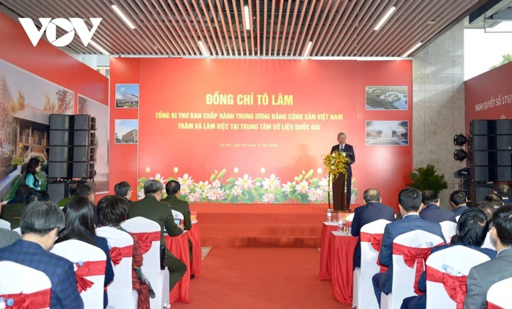 Tổng Bí thư chủ trì buổi làm việc với Trung tâm Dữ liệu Quốc gia số 1.