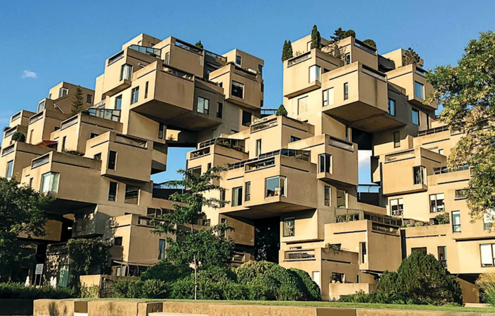 Khu dân cư Habitat 67 được sắp xếp từ 354 khối lập phương bằng bê tông giống nhau theo lối pha trộn hình học độc đáo. Từ lâu nó được xem là kỳ quan kiến trúc nổi tiếng tại xứ sở lá phong và cũng là biểu tượng của Montreal - "thành phố Paris" giữa lòng Canada.