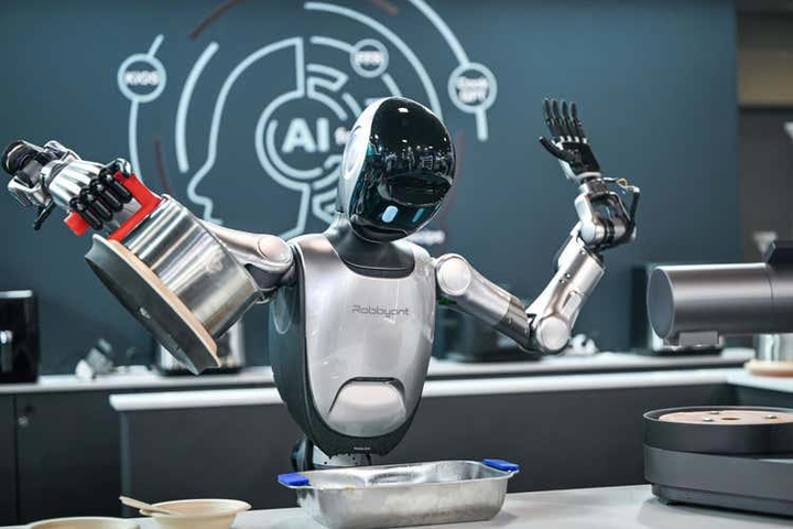 R1 của Robbyant tạo nên một hiện tượng kỳ thú khi ra mắt. (Nguồn: Getty Images)