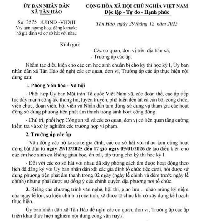 Văn bản của UBND xã Tân Hào yêu cầu tạm dừng hát karaoke.