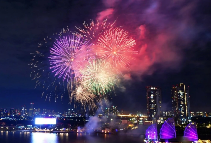 Trực tiếp: Thế giới và Việt Nam chào đón năm mới 2026 - 6