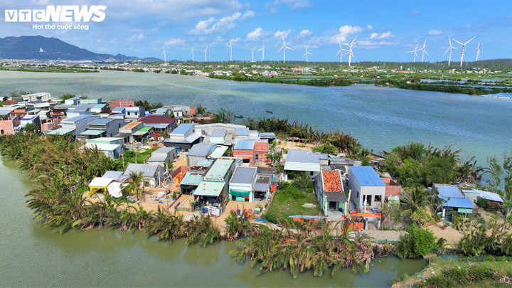 Thượng tá Nguyễn Văn Bình, Phó Chủ nhiệm Hậu cần - Kỹ thuật vùng 3 Hải quân chia sẻ, đây có lẽ là một kỷ niệm khó quên đối với cán bộ, chiến sỹ của đơn vị. Hạnh phúc riêng của người lính thì có thể đợi, nhưng mái nhà của dân thì không thể chờ lâu hơn được nữa. Chỉ trong một thời gian ngắn, một Tuy Phước Đông tan hoang với những mái nhà đổ nát đang được hồi sinh một cách thần tốc.