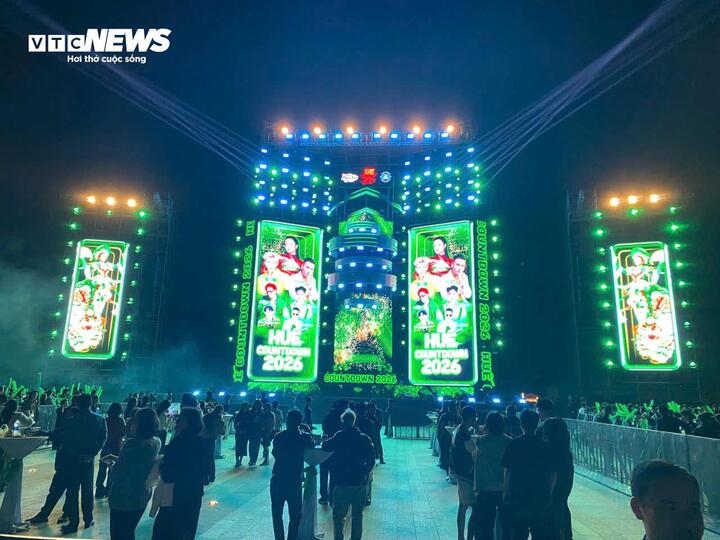 Sẽ có màn pháo hoa tầm thấp để chào năm mới ở TP Huế. (Ảnh: Nguyễn Vương)