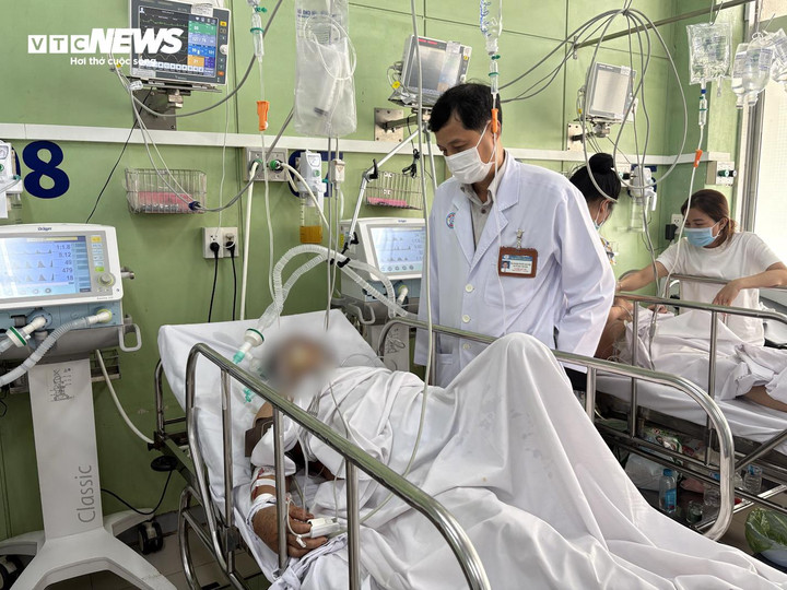 Ngộ độc rượu có thể dẫn đến những biến chứng nghiêm trọng nếu không được điều trị kịp thời.