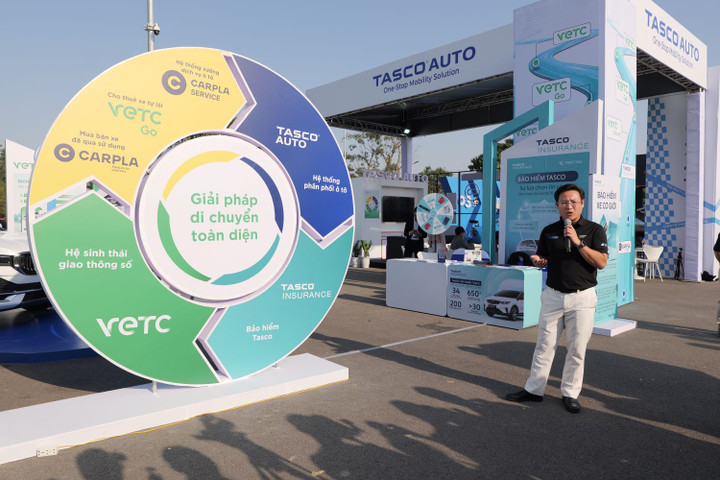 Tổng Giám đốc Tasco Auto Hoàng Anh Tuấn chia sẻ về hệ sinh thái di chuyển toàn diện theo định hướng "One-stop Mobility Solution". (Ảnh: Tasco)