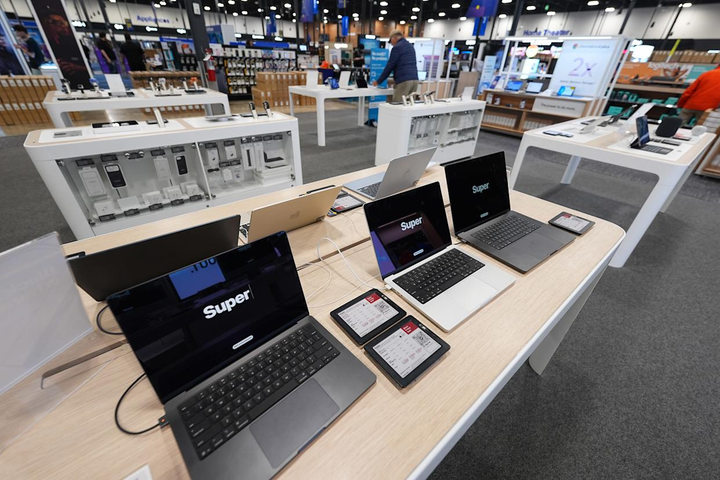 Thị trường PC chịu áp lực giá linh kiện tăng. (Nguồn: Associated Press)