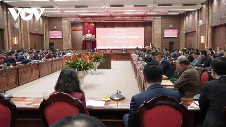 Toàn cảnh hội nghị.