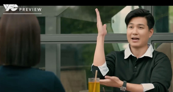 Hiếu Quyết tâm theo đuổi Tú đến cùng.