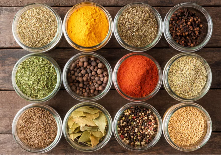 Gia vị hỗ trợ giảm cân thông qua khả năng tăng cường chuyển hóa năng lượng (Ảnh: Getty Images)