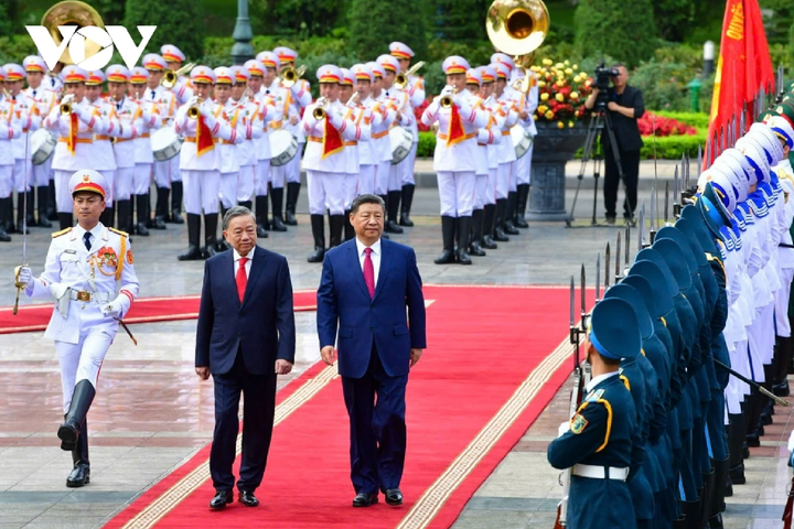 Tổng Bí thư Tô Lâm chủ trì lễ đón chính thức Tổng Bí thư, Chủ tịch nước Trung Quốc Tập Cận Bình thăm cấp Nhà nước đến Việt Nam.
