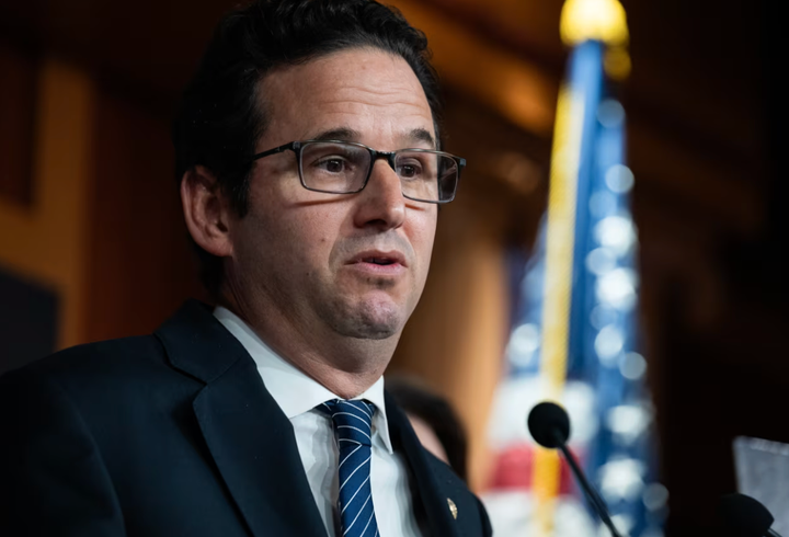Thượng nghị sĩ Mỹ Brian Schatz. (Ảnh: AP)