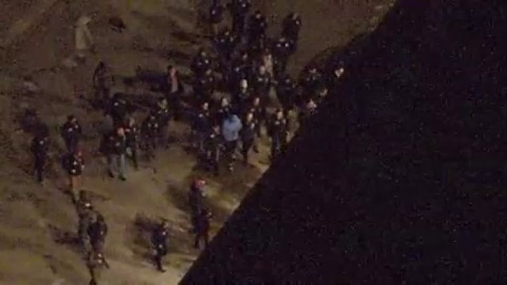 Ông Maduro được đưa đến New York. (Ảnh: CNBC)