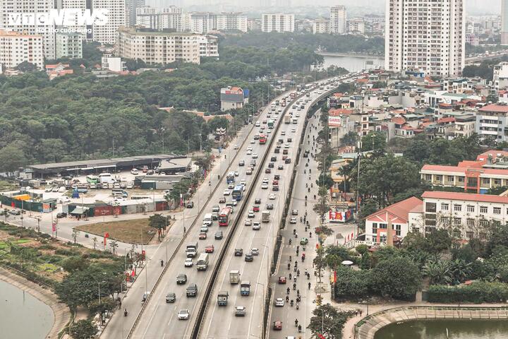 Hà Nội thông báo phân luồng phương tiện dịp nghỉ lễ để giảm ùn tắc giao thông