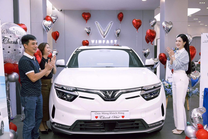 Luôn theo đuổi giá trị cốt lõi “xe tốt - giá tốt - hậu mãi cực tốt”, VinFast được người tiêu dùng ủng hộ mạnh mẽ suốt thời gian qua.