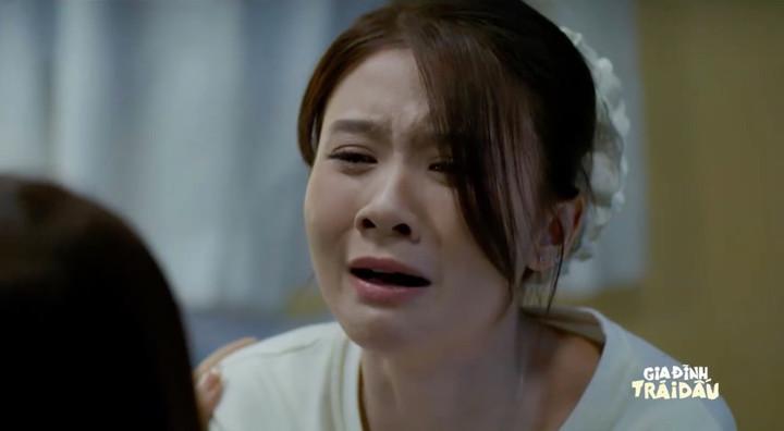 Dương cầu cứu mẹ khi bị đe dọa bằng ảnh nóng.