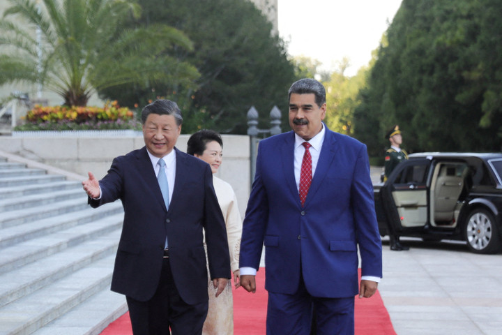 Chủ tịch Trung Quốc Tập Cận Bình và Tổng thống Venezuela Nicolas Maduro tại Bắc Kinh (Trung Quốc), ngày 13/9/2023. (Ảnh: Reuters)