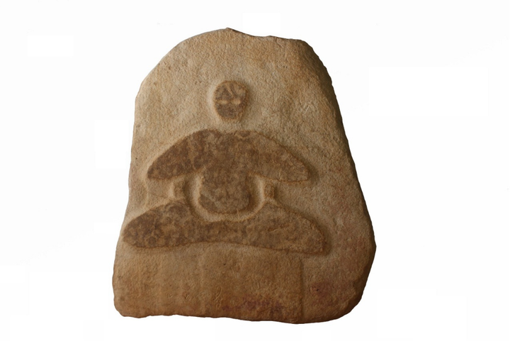 Phù điêu Phật Linh Sơn Bắc tinh xảo, có họa tiết sắc nét bất chấp thời gian.