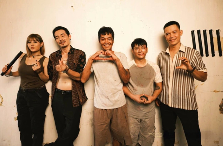 Phim điện ảnh "Thiên đường máu" là dự án đang nhận nhiều quan tâm tại phòng vé Việt. Sau một tuần công chiếu, phim vượt mốc hơn 66 tỷ đồng, được dự đoán sẽ là phim Việt chạm mốc trăm tỷ đầu tiên trong năm 2026.