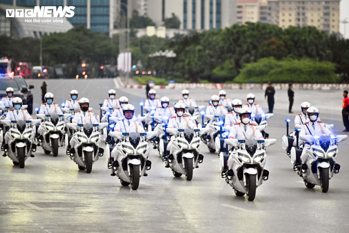Lực lượng công an và khí tài hiện đại diễn tập bảo vệ Đại hội XIV của Đảng - 18