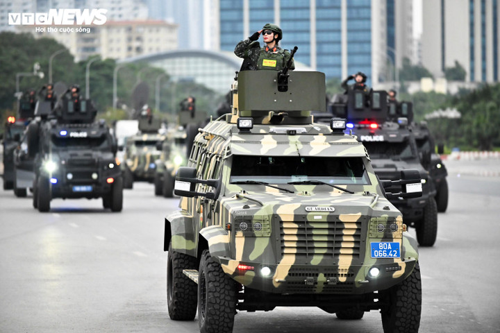 Lực lượng công an và khí tài hiện đại diễn tập bảo vệ Đại hội XIV của Đảng - 21