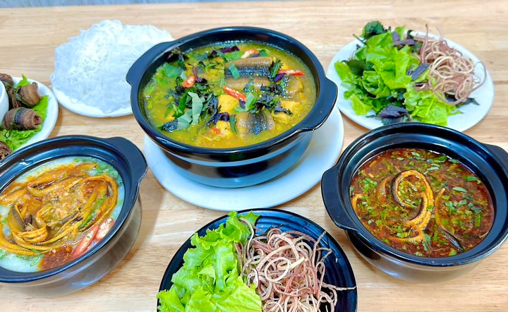 Người xứ Nghệ đã tạo nên nhiều món lươn thơm ngon, cay ấm, đậm đà như cháo lươn, súp lươn, lươn xào.