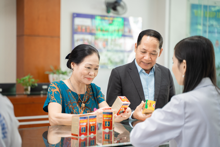 Viên khớp Tâm Bình luôn là lựa chọn ưu tiên của người bệnh trong chăm sóc sức khỏe xương khớp.