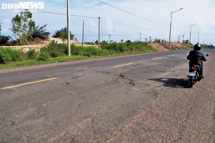 Quốc lộ 1D đoạn qua Đắk Lắk: Đường đẹp ven biển thành ác mộng giao thông - 8