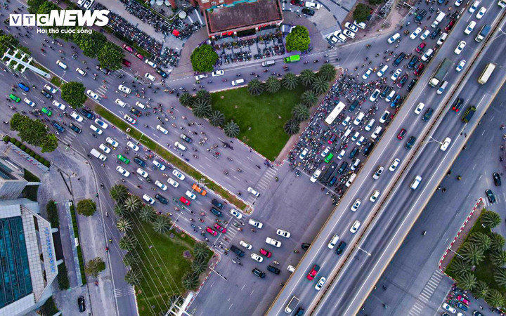 Nút giao đường Dương Đình Nghệ - Vành Đai 3 - Mễ Trì. (Ảnh: Viên Minh)